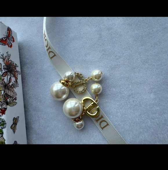 Authentic Christian Dior Gold and Pearl Tribales Drop Pierced Earrings - Picture 4 of 5